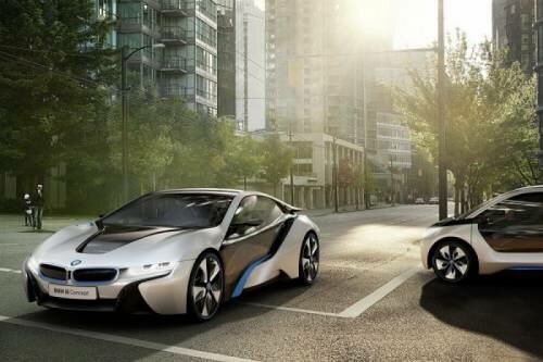BMW представила свой первый массовый электромобиль