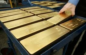 Китай резко увеличил импорт золота