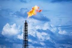«Казахойл Актобе» разрешили сжигать попутный нефтяной газ на факелах до конца года