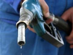 По Казахстану выявлено более 100 фактов превышения установленных цен на бензин
