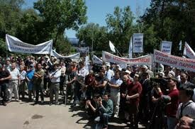 Казахстанцы намерены митинговать
