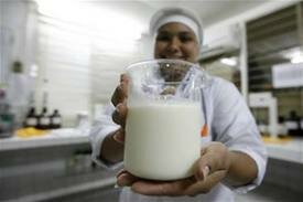 В связи с расширением спроса и рядом скандалов в Китае наблюдается резкий рост импорта сухого молока