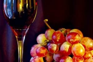 Виноделы просят государство признать вино пищевым сельхозпродуктом
